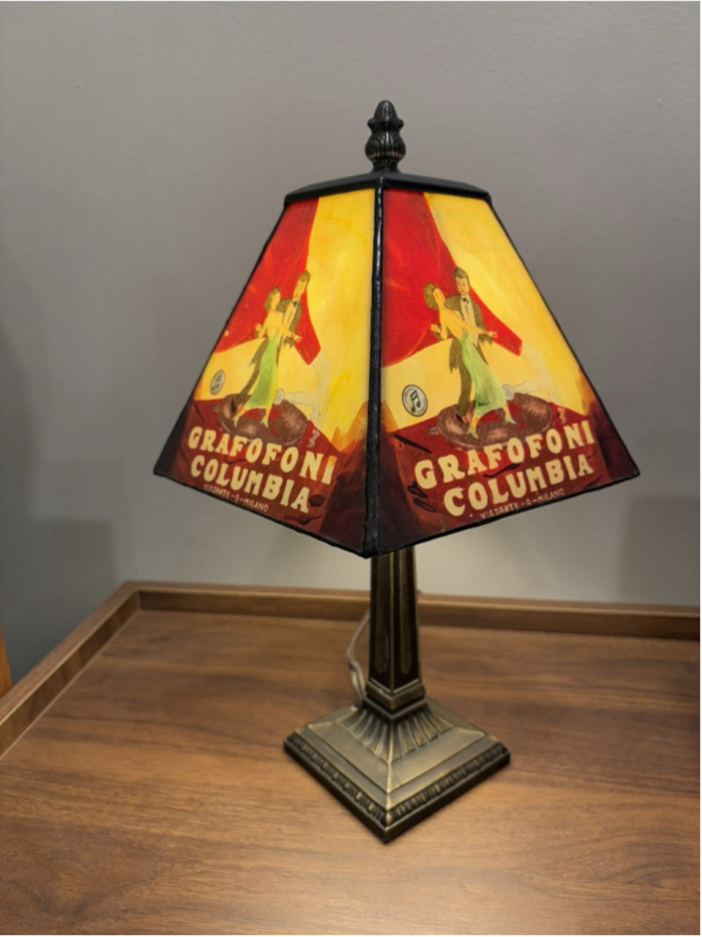Vintage Grafofoni Columbia Gramophone Table Lamp Advertising Art Deco Phonograph